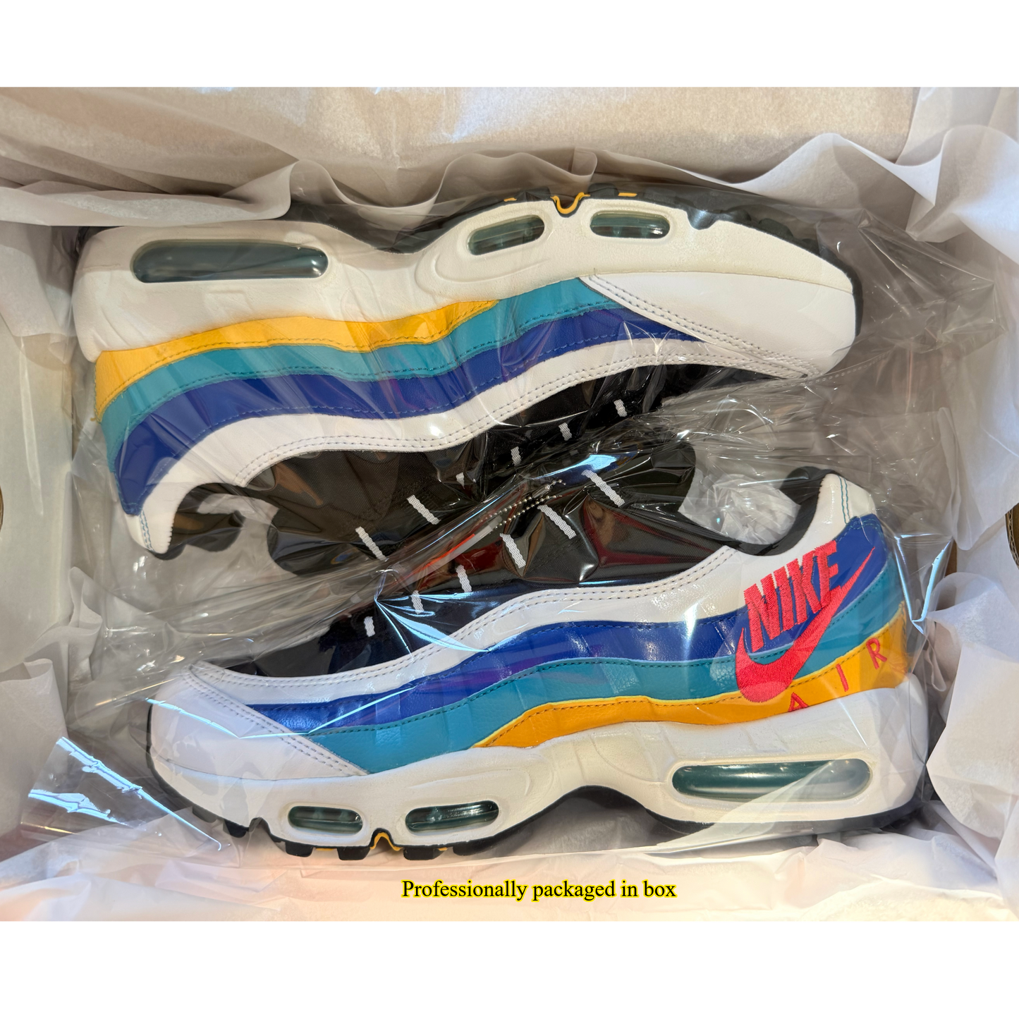 Nike Air Max 95 Windbreaker AJ2018-123 Men's Size 9.5 White Red Orbit University Gold